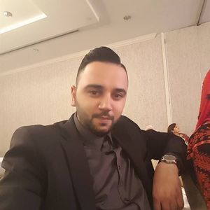 Meet your Posher, Tareq